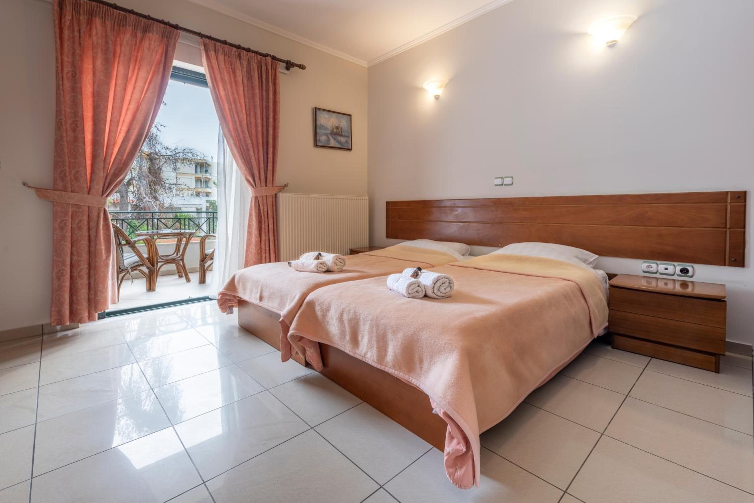 Schallisolierte Zimmer, Bügeleisen/Bügelbrett, kostenloses WLAN