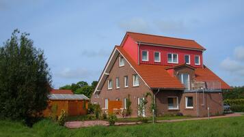 Mặt tiền nơi lưu trú