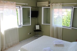 Apartment, 1 Bedroom | 1 bedroom, iron/ironing board, free WiFi, bed sheets - Alekos Beach Houses-Marina (Kefalonia)