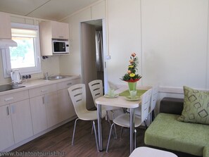 Comfort Mobile Home | Private kitchen