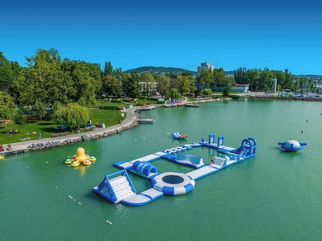 Lac. Balatontourist Füred Kemping&Üdülőfalu