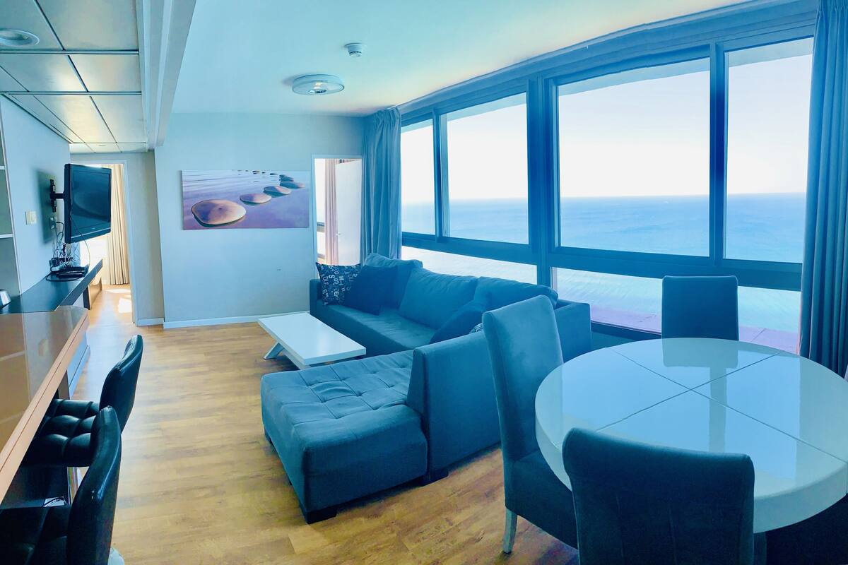 Panoramic-Apartment, 2 Schlafzimmer, Meerblick, auf dem Wassser | Wohnbereich