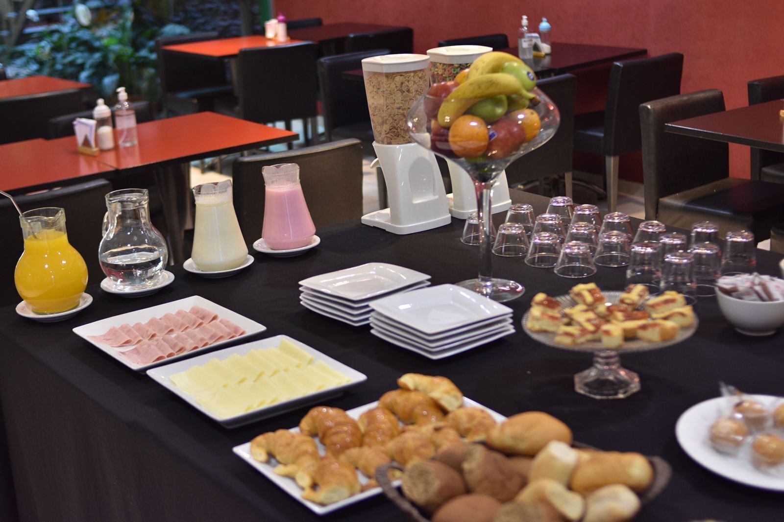 42-inch flat-screen tv with cable channels, tv