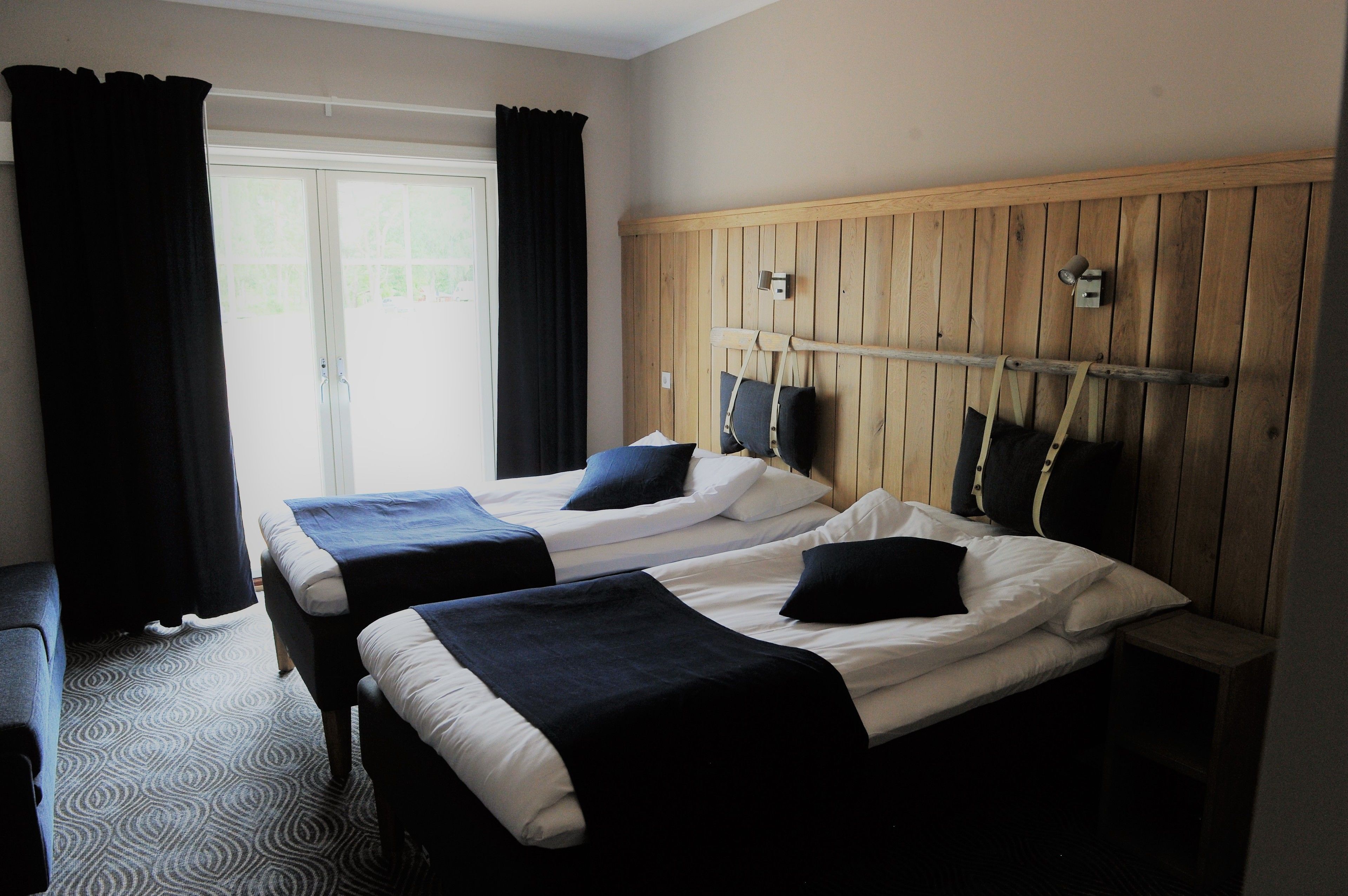deluxe double room, lake view | individually decorated, desk, blackout curtains, soundproofing
