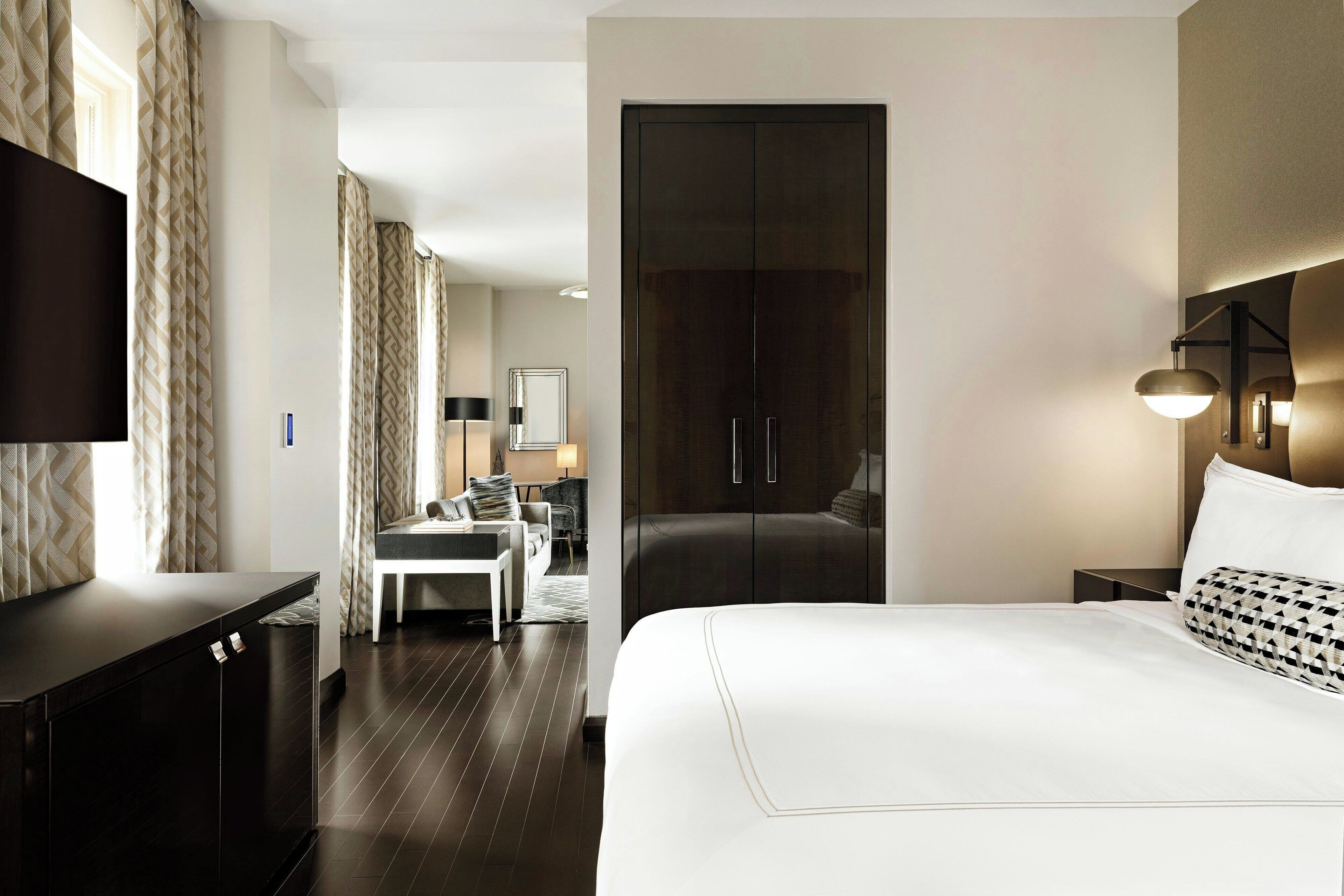 suite, 1 king bed with sofa bed | 1 bedroom, pillow-top beds, in-room safe, desk