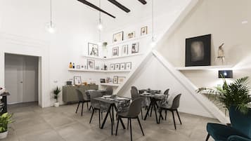 Desayuno buffet incluido todos los días