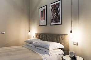 Habitació Deluxe | Minibar, caixa forta a l'habitació i escriptori 
