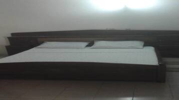 Suite, 1 King Bed, Non Smoking | Minibar, desk, iron/ironing board, rollaway beds