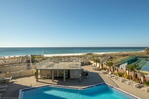 Condo, 3 phòng ngủ | Hồ bơi