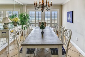 Condo, 3 Bedrooms | Dining