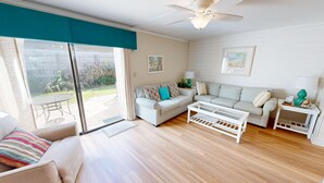 Unclassified image, 2 of 53, button - South Bay By The Gulf 097 3 Bedroom Townhouse by RedAwning (Destin)
