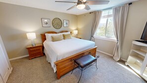 Condo, 2 Bedrooms