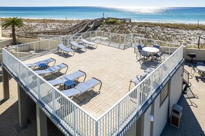 Condo, 2 habitaciones | Restaurante al aire libre