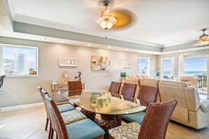 Appart'hôtel, 3 chambres | Cuisine privée