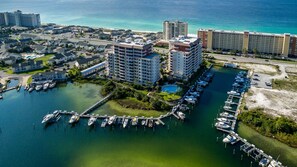 Marina - Harbor Landing 601b 3 Bedroom Condo by RedAwning (Destin)