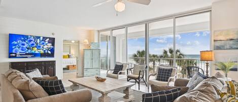 Condo, 3 habitaciones | Interior