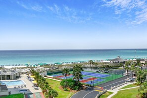 Appart'hôtel, 2 chambres | Vue sur la plage/l’océan