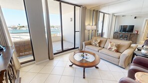 Appart'hôtel, 2 chambres | Coin séjour