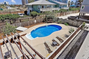 House, 5 Bedrooms | Pool