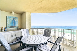 Condo, 3 Bedrooms | Outdoor dining