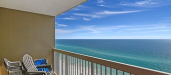 Pelican Beach 1811 1 Bedroom Condo by RedAwning