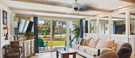 公寓客房, 2 間臥室 | 起居區