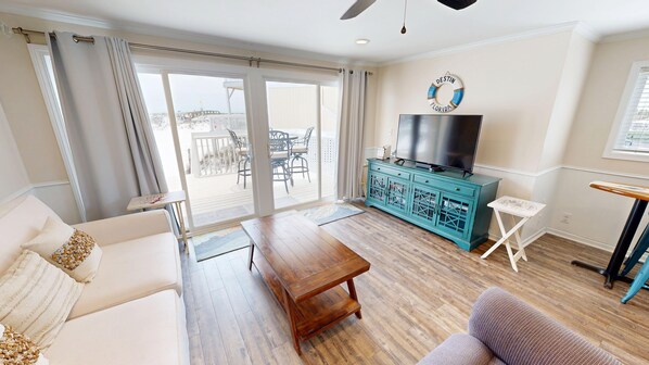 Living area - Sandpiper Cove 1119 1 Bedroom Condo by RedAwning (Destin)