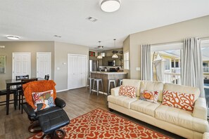 Condo, 2 Bedrooms | Living area | 30-inch TV with cable channels