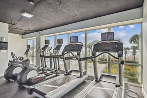 Fitness facility - Oceania 607 3 Bedroom Condo by RedAwning (Destin)