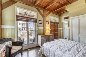 House, 4 Bedrooms | 4 bedrooms, iron/ironing board, free WiFi, bed sheets - Sugar Shack 4 Bedroom Home by RedAwning (Destin)