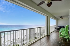 Condo, 3 Bedrooms | Property grounds