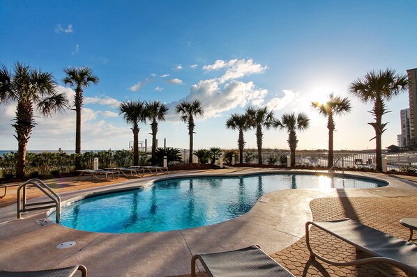 Condo, 2 habitaciones | Alberca