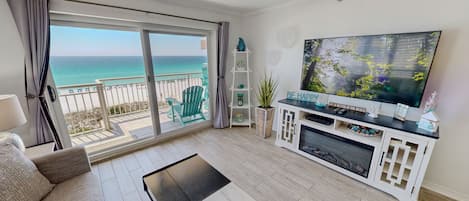 Huoneisto, 2 makuuhuonetta | Oleskelualue | 30–tuumainen äly-TV, jossa kaapelikanavat