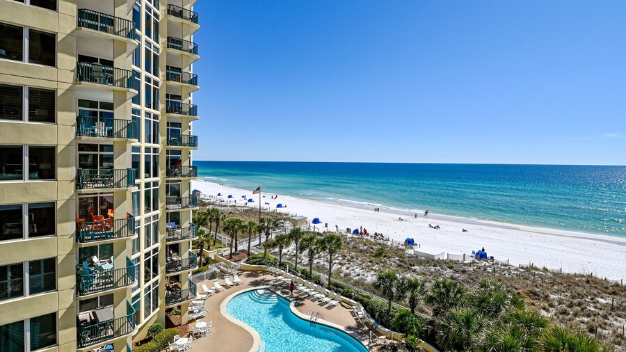 Destin Towers 61 2 Bedroom Condo by RedAwning