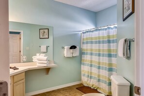Condo, 2 Bedrooms | Bathroom | Towels