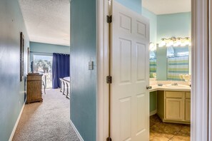 Condo, 2 Bedrooms | 2 bedrooms, iron/ironing board, free WiFi, bed sheets