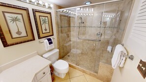 Condo, 2 Bedrooms | Bathroom | Towels