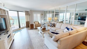 Condo, 2 Bedrooms | Living area | 30-inch TV with cable channels