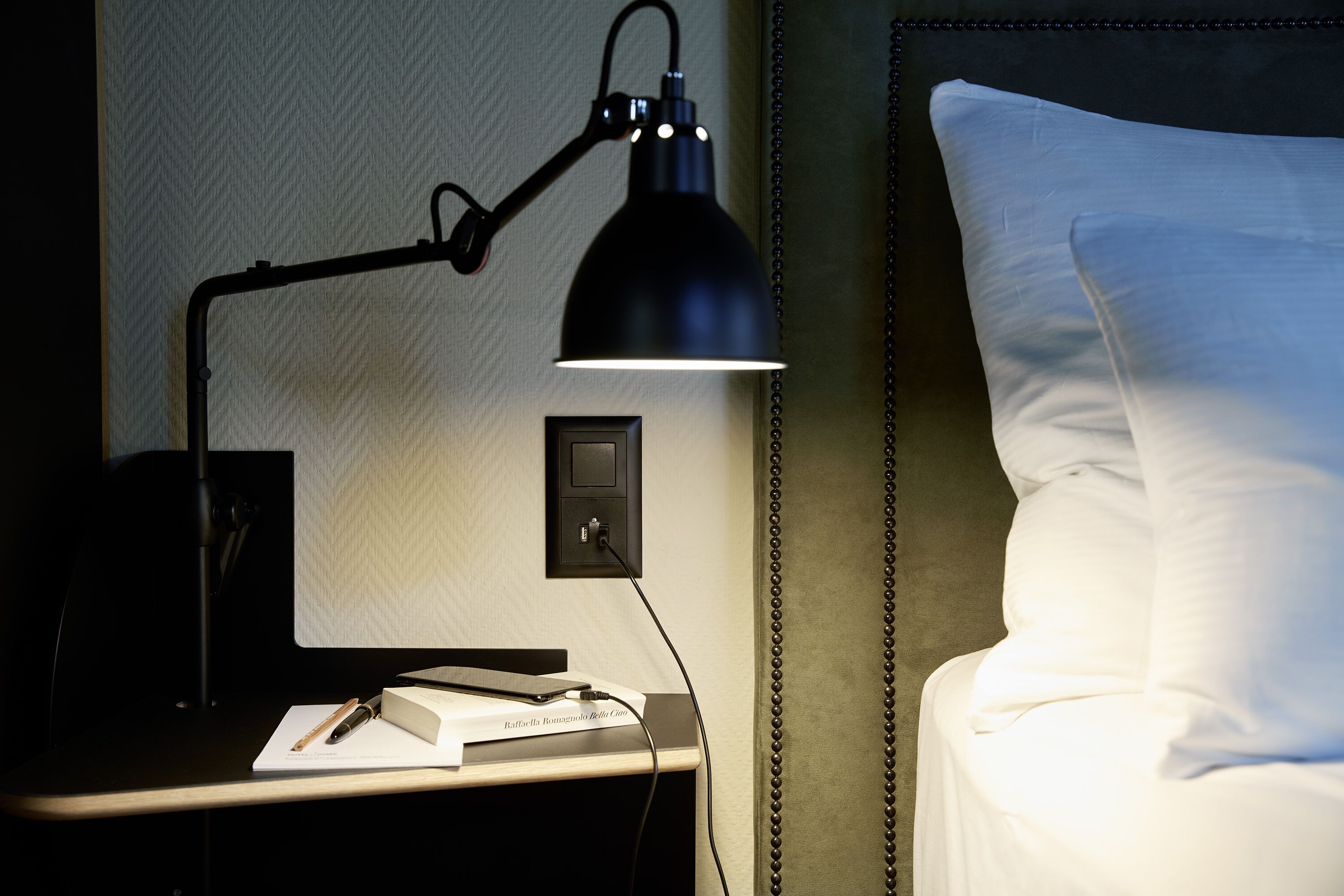 1 bedroom, in-room safe, individually decorated, desk