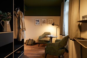 35-cm flat-screen TV with satellite channels, TV, Netflix - Boutique Hotel Josef (Zürich)