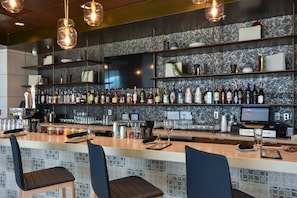 Bar (on property) - Residence Inn by Marriott Myrtle Beach Oceanfront (Myrtle Beach)