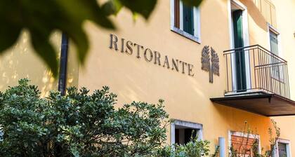 Hotel Ristorante Due Platani