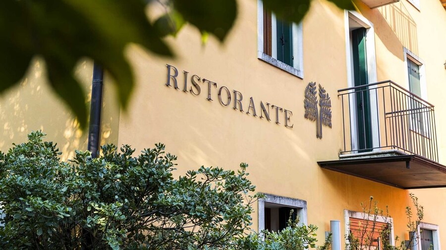 Hotel Ristorante Due Platani