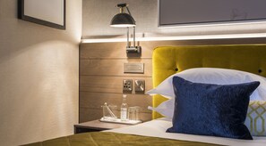 Premium bedding, in-room safe, blackout drapes, iron/ironing board