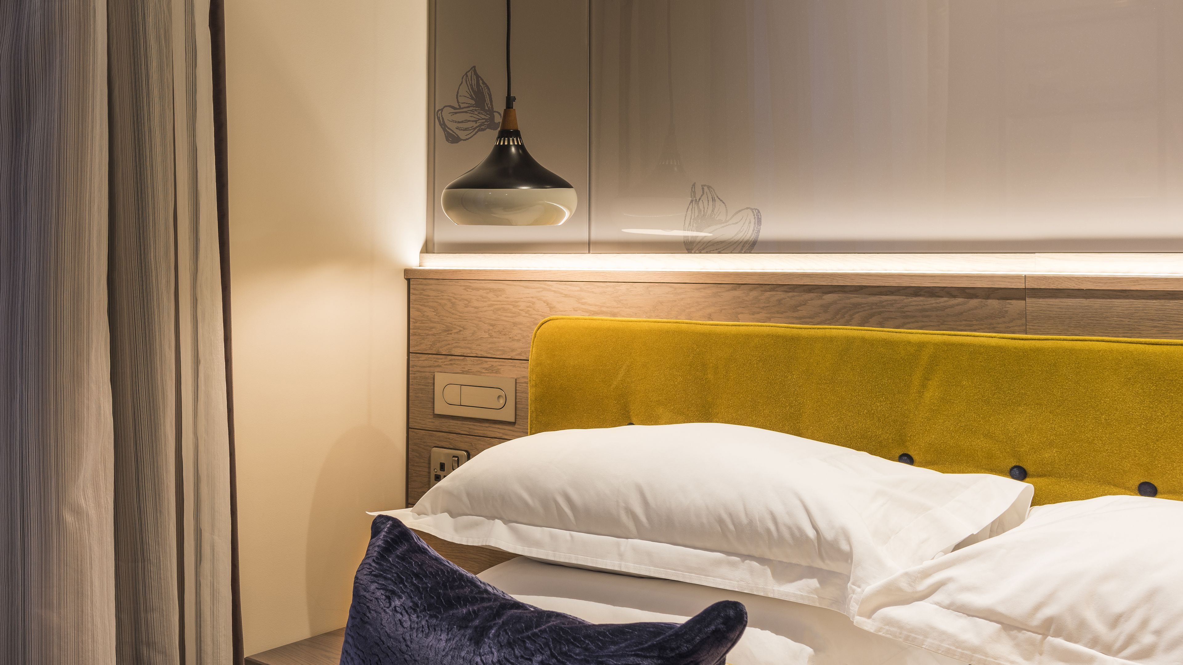 cosy double | 1 bedroom, premium bedding, in-room safe, blackout curtains