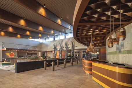 Universal's Endless Summer Resort Dockside Inn and Suites - Image 1