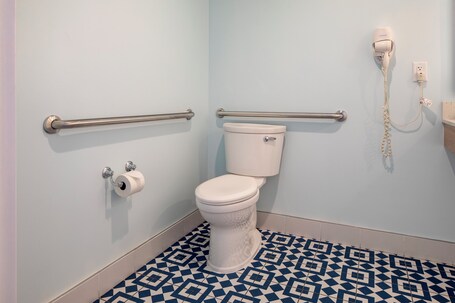Universal's Endless Summer Resort Dockside Inn and Suites - Image 40