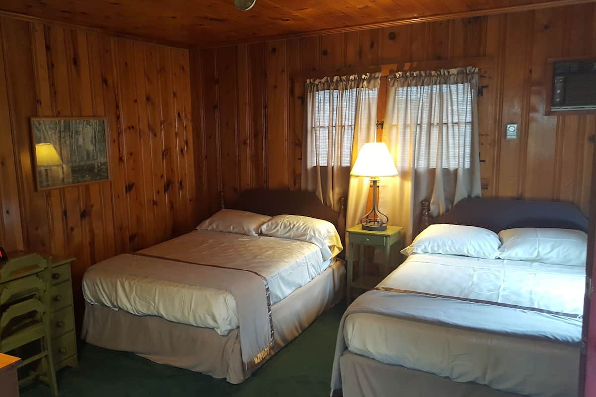 Cabin, 2 Double Beds | Iron/ironing board (on request), cots/infant beds, free WiFi