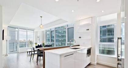 Suite Digs Waterfront Court