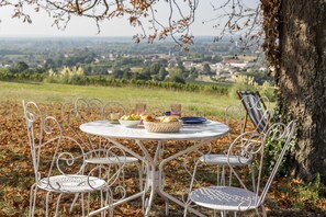 含每日全套早餐